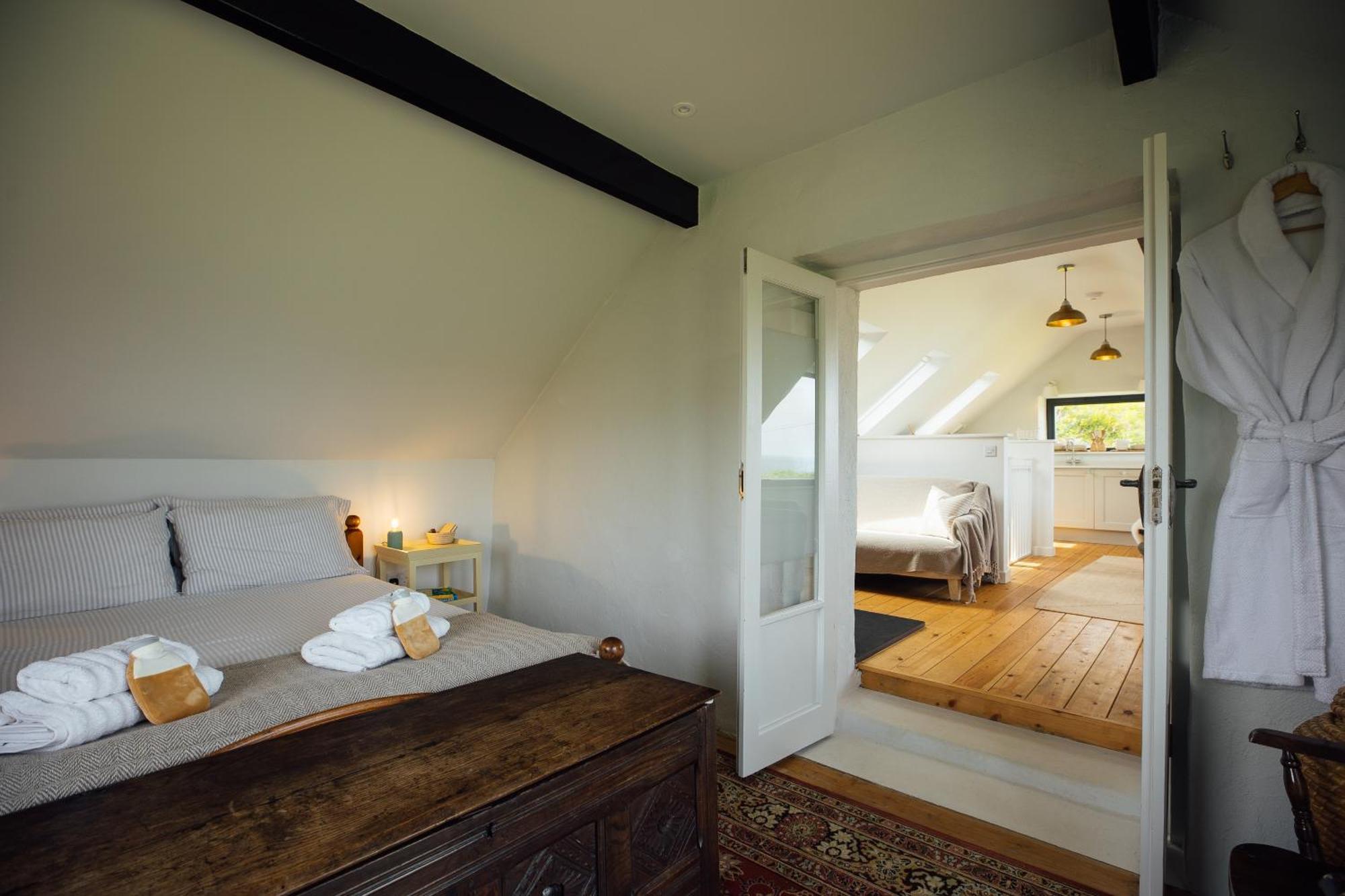 Cliff-Top Cottage On Coast Path W/Panoramic Views Trevine Exterior photo